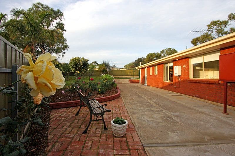 12 Cobblestone Close, GULFVIEW HEIGHTS SA 5096, Gulfview Heights - Thumbnail 4