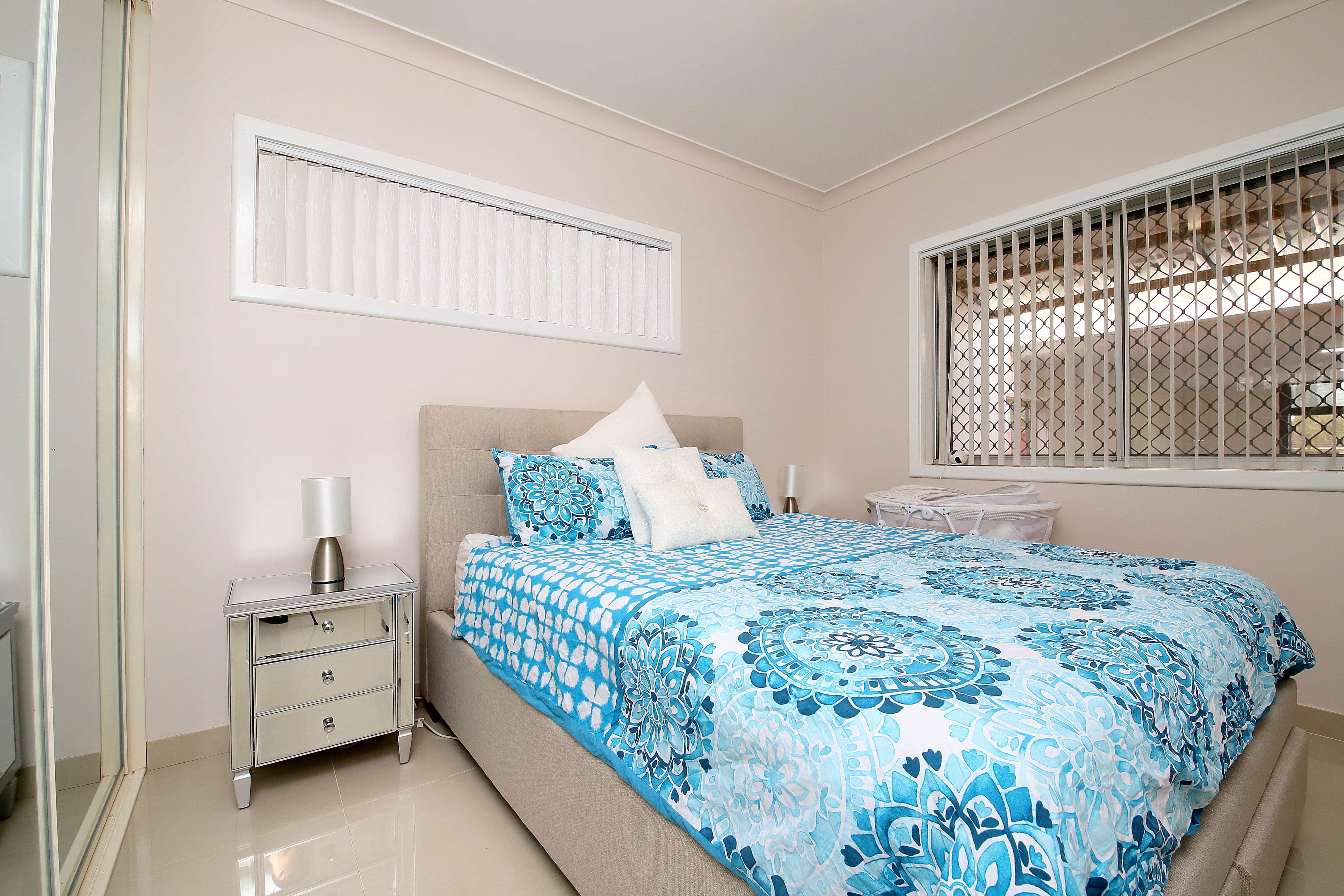 40 Endeavour Road, Georges Hall - Thumbnail 5