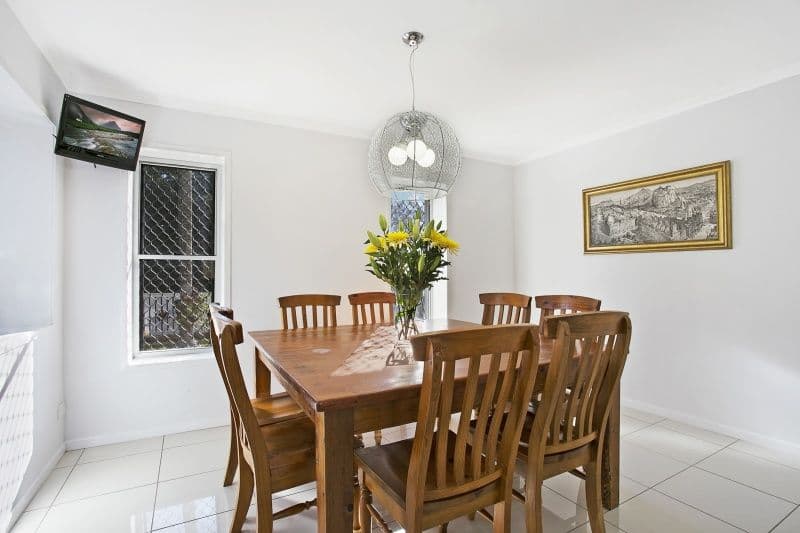 331 Cliveden Avenue, OXLEY QLD 4075, Oxley - Thumbnail 3