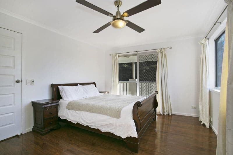 331 Cliveden Avenue, OXLEY QLD 4075, Oxley - Thumbnail 5