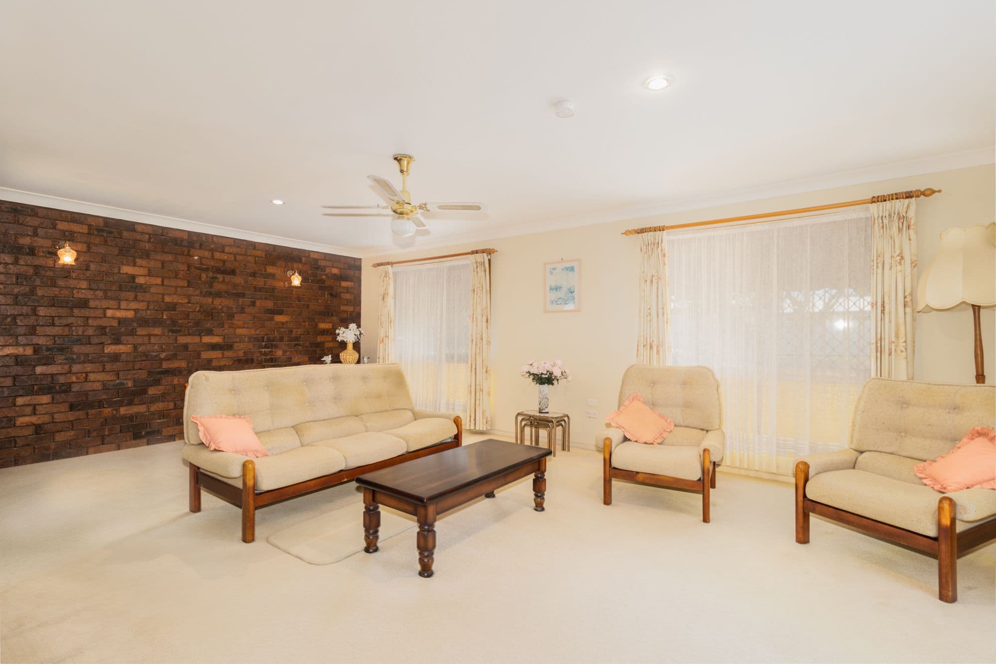 139 Cunningham Street, Urangan QLD 4655, Urangan - Thumbnail 2