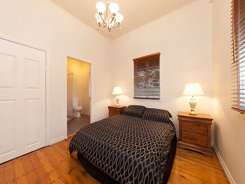 33 Lucy Street, Milton QLD 4064, Milton - Thumbnail 4