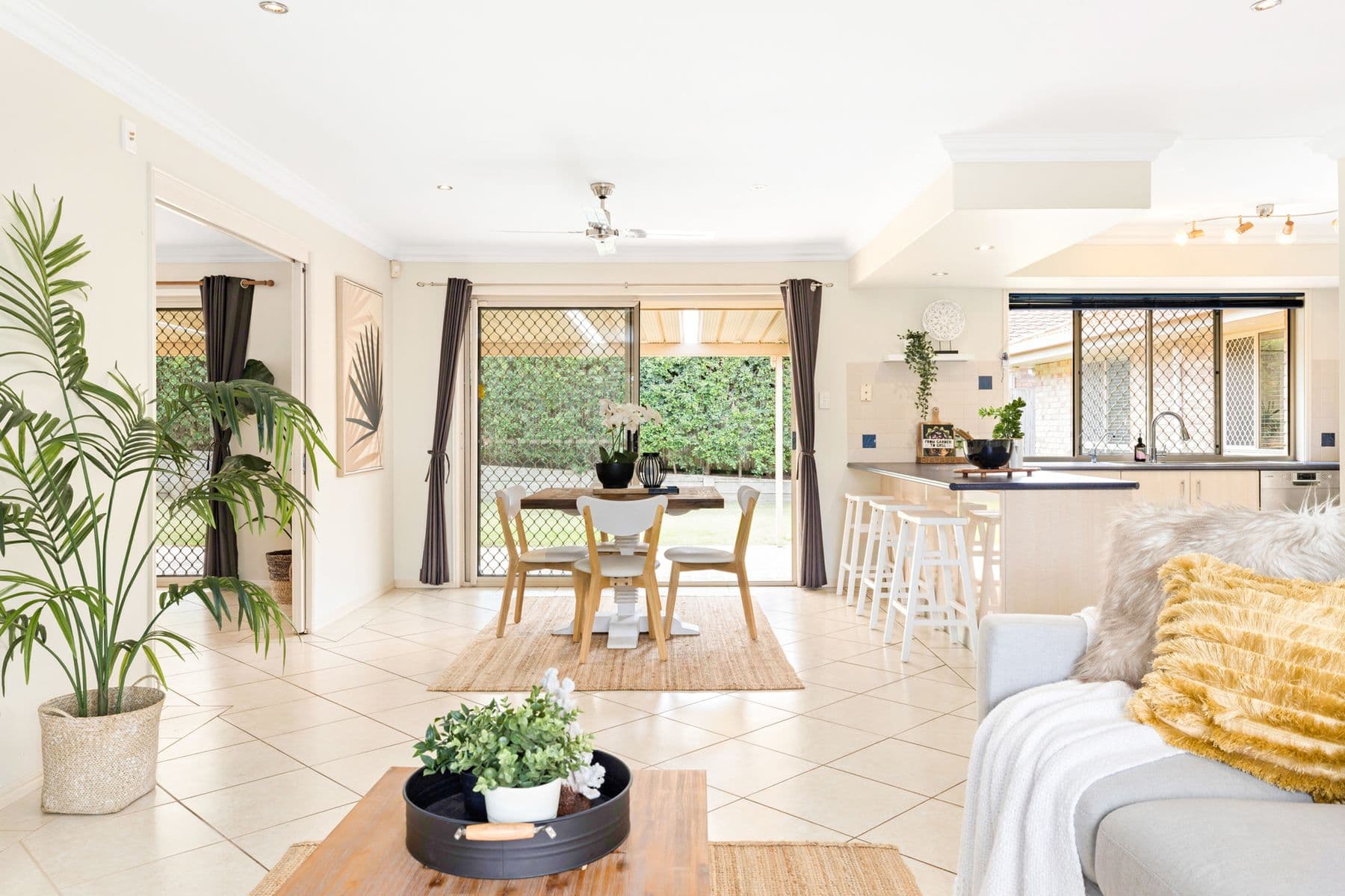 22 Eucalypt Place, Heritage Park QLD 4118, Heritage Park - Thumbnail 2
