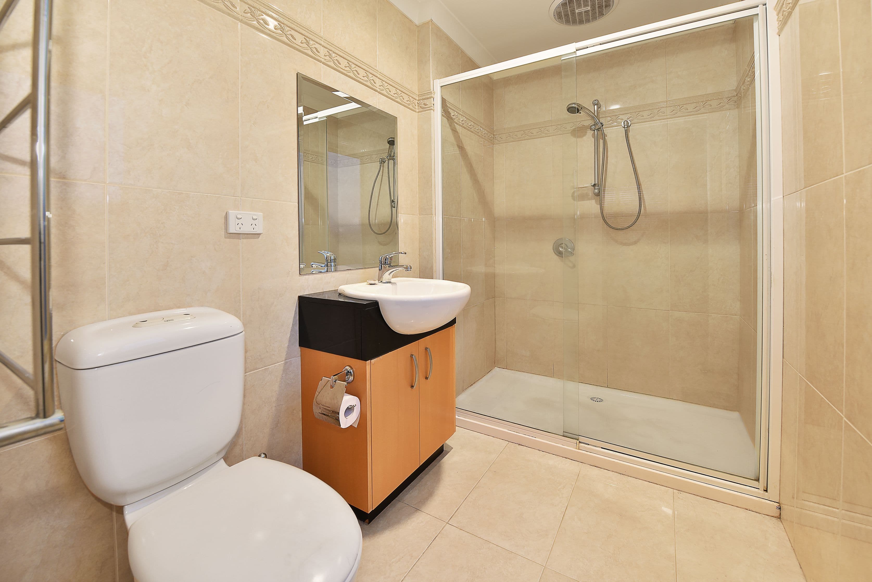 10 Shore Grove, Coburg North VIC 3058, Coburg North - Thumbnail 8