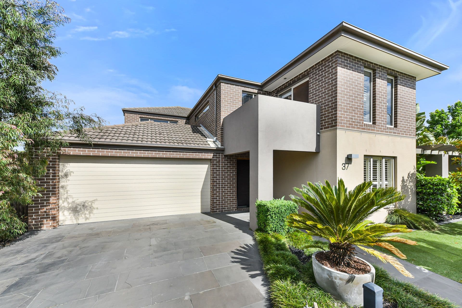 37 Montpelier Drive, Berwick VIC 3806, Berwick - Thumbnail 2