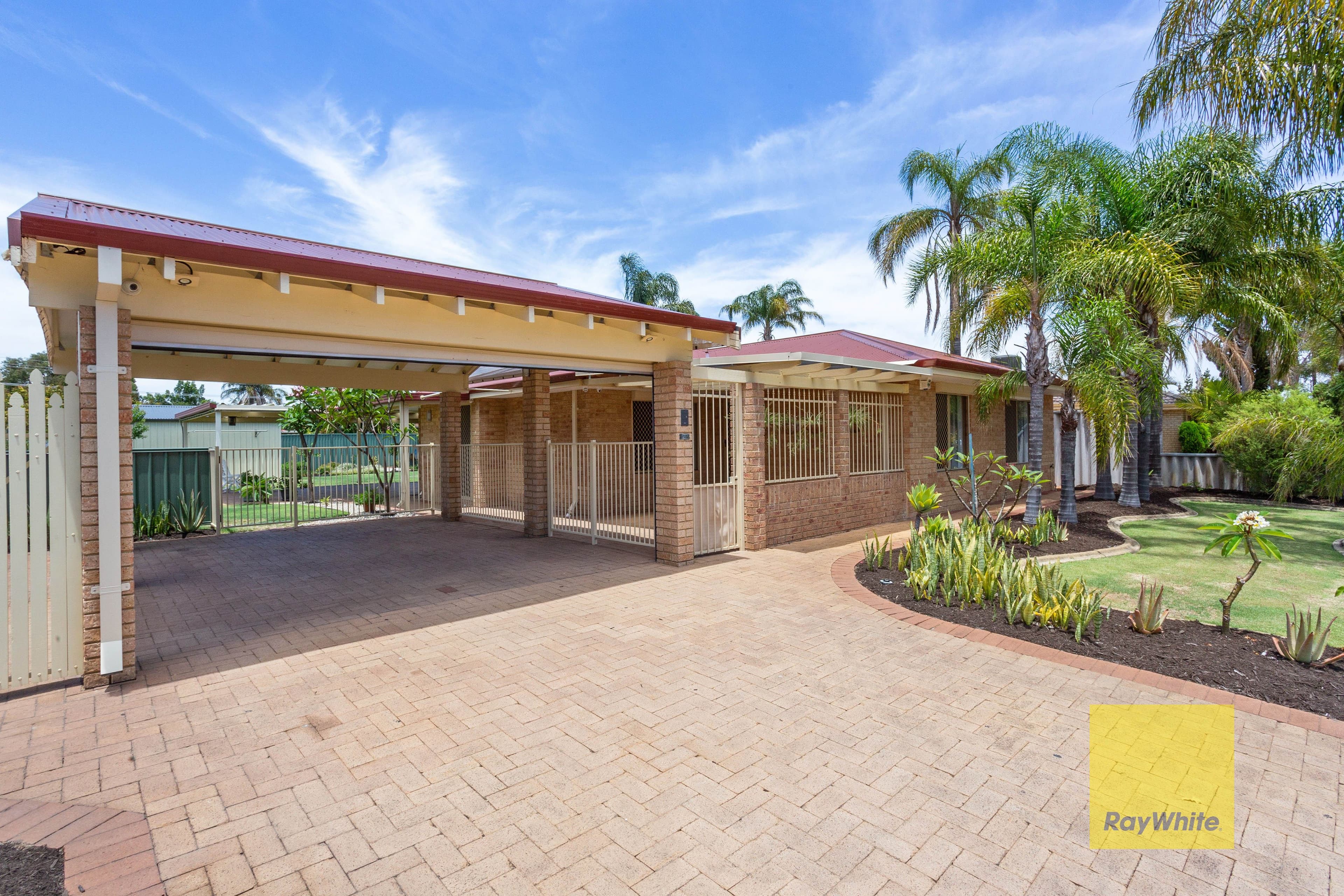 14 Teviot Place, Beechboro WA 6063, Beechboro - Thumbnail 2