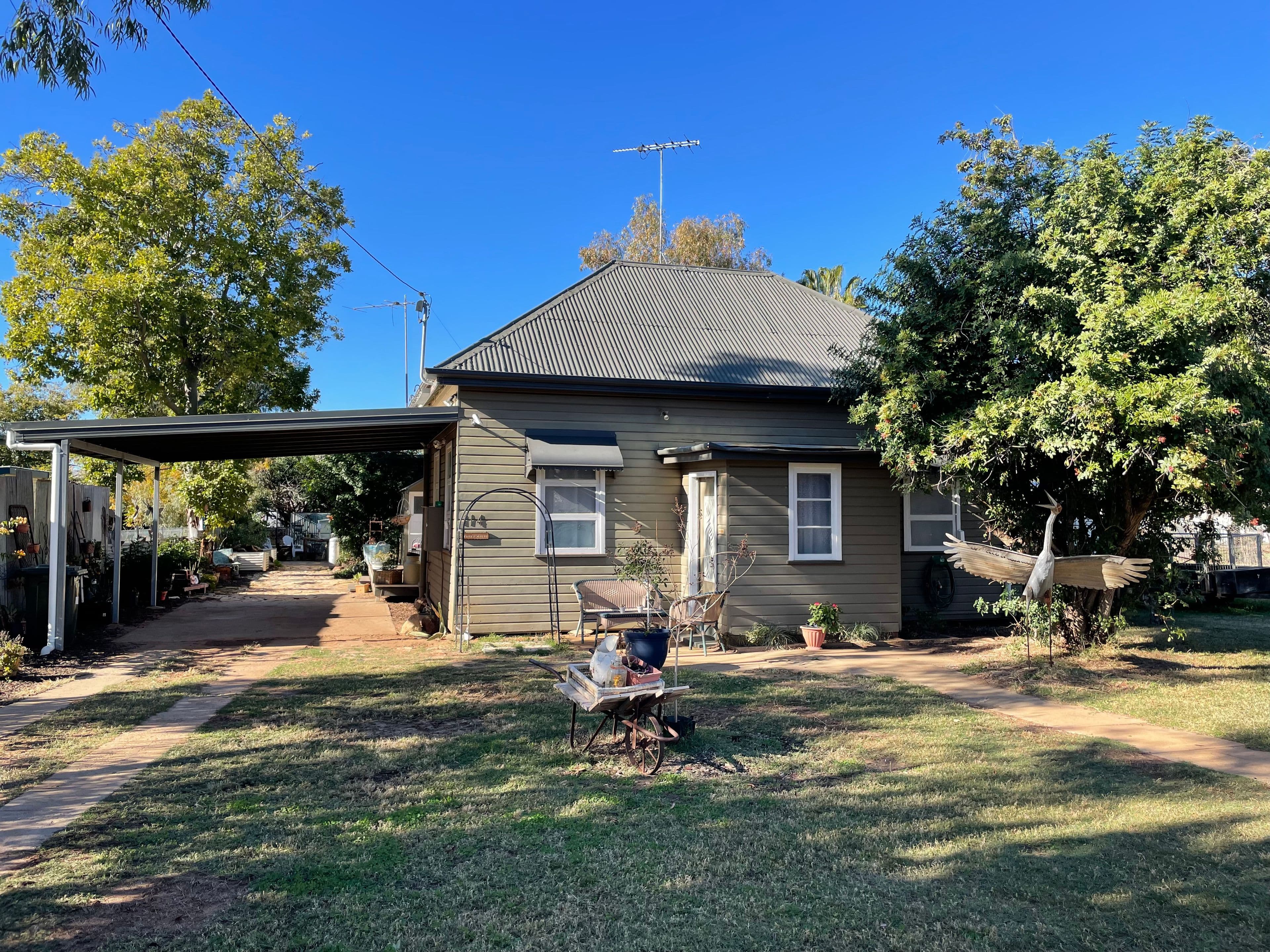114 Galatea Street, Charleville QLD 4470, Charleville - Image 1