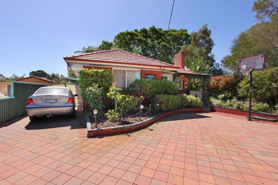 39 Patchett Street, Cloverdale WA 6105, Cloverdale - Image 1