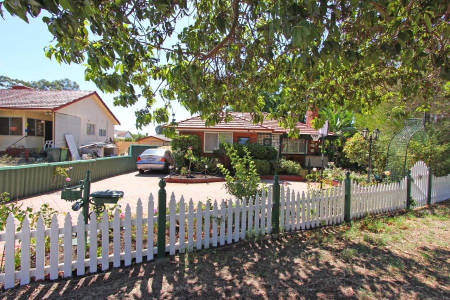 39 Patchett Street, Cloverdale WA 6105, Cloverdale - Thumbnail 2