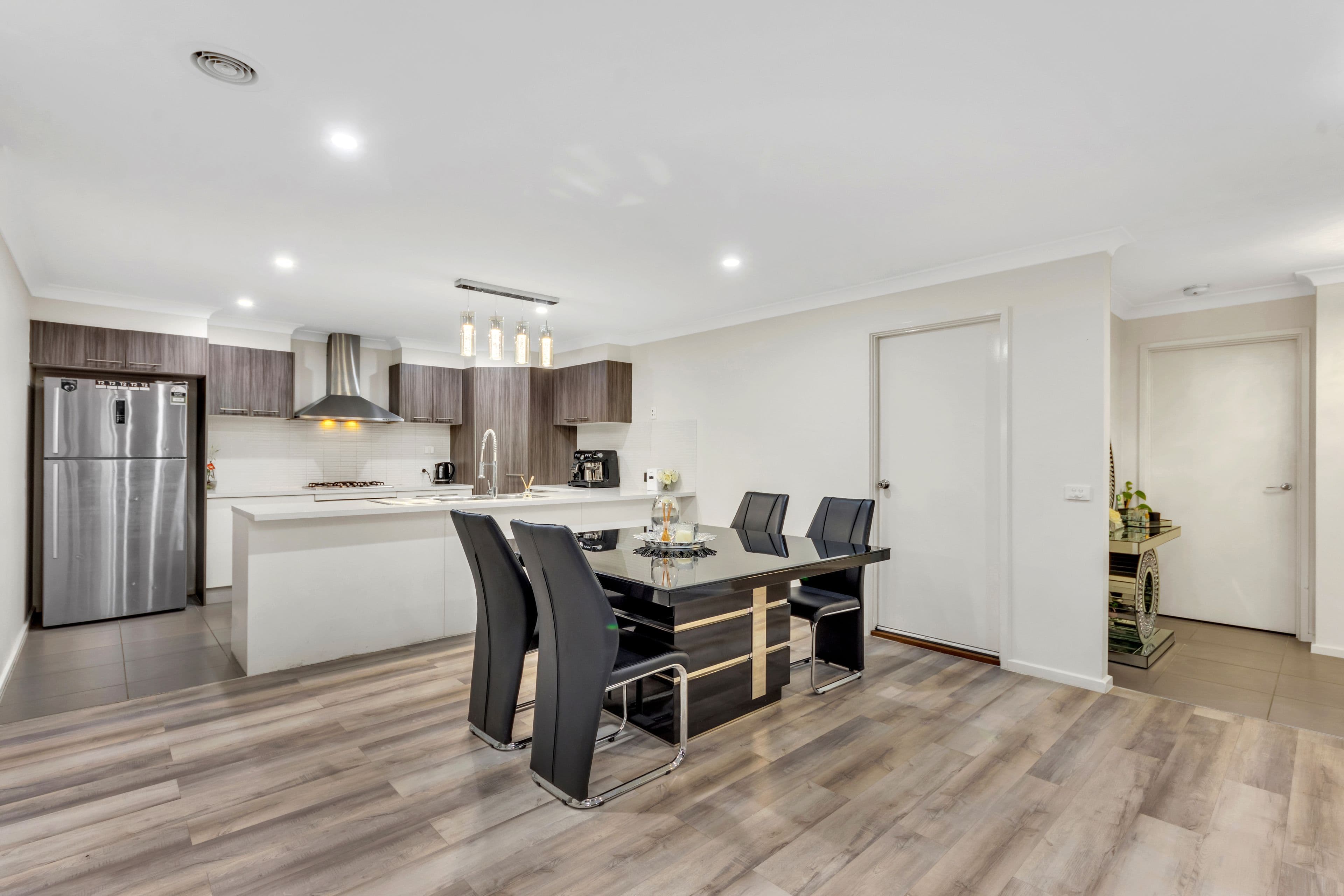 17 Meridian Circuit, Berwick VIC 3806, Berwick - Thumbnail 2