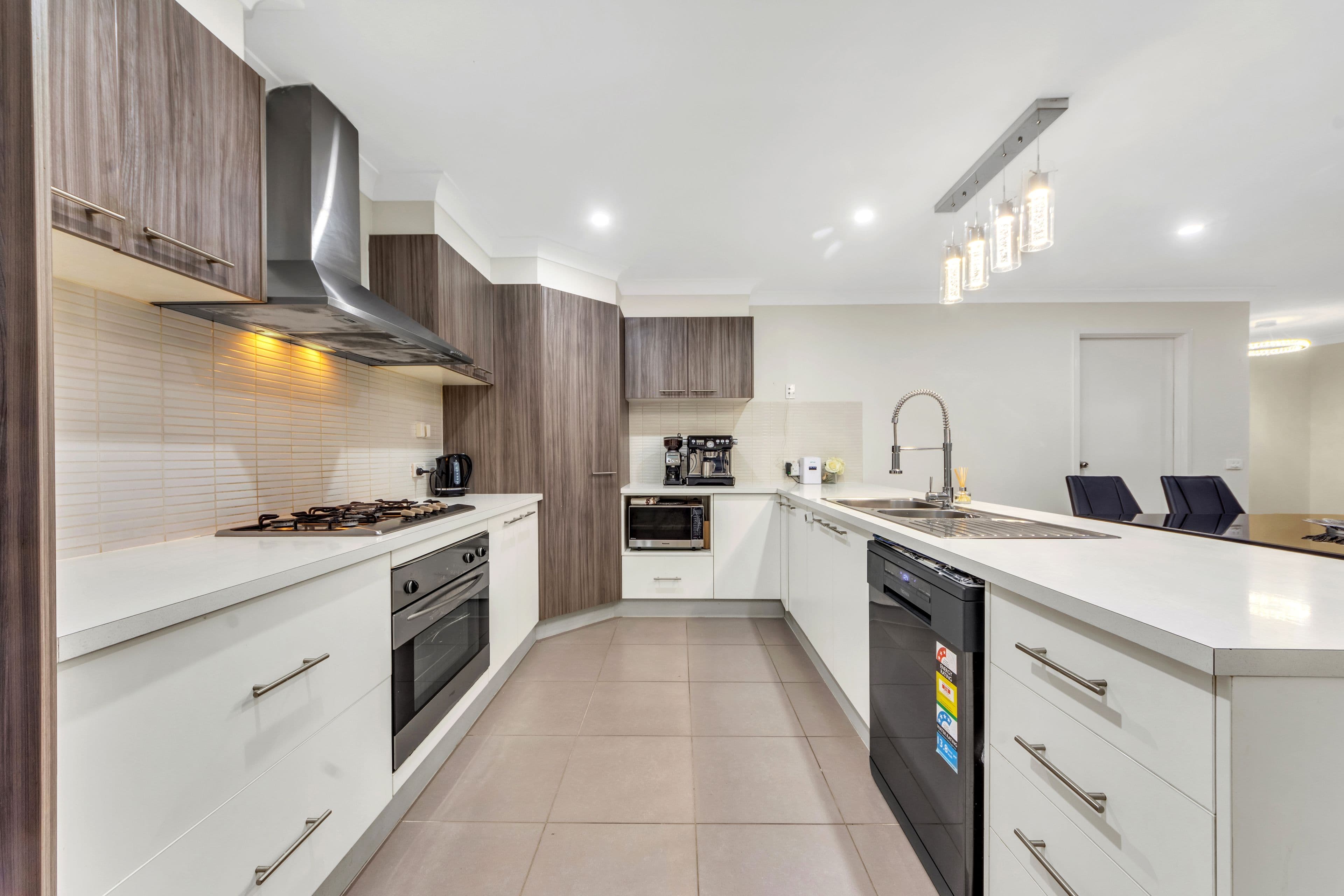 17 Meridian Circuit, Berwick VIC 3806, Berwick - Thumbnail 3
