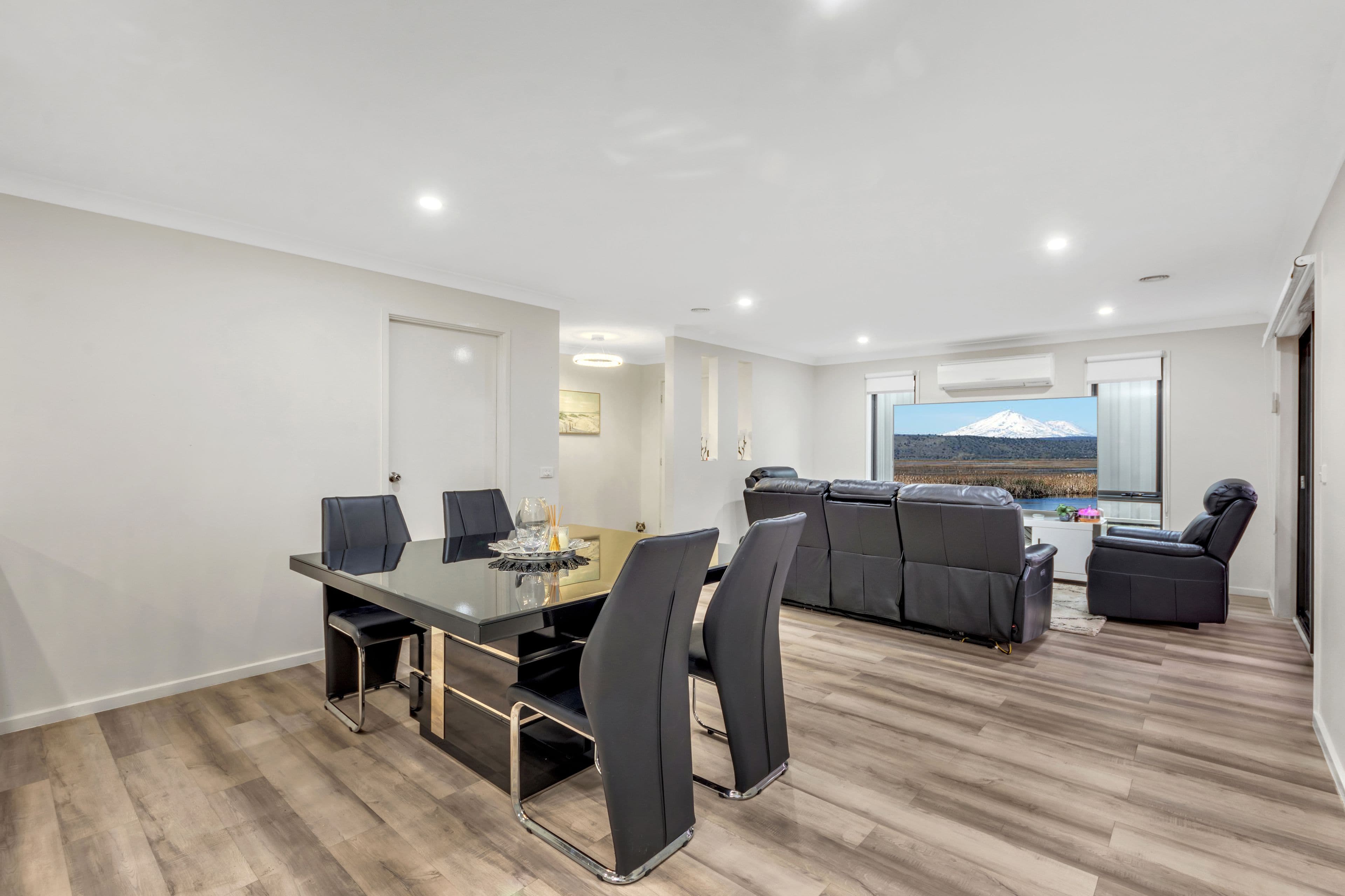 17 Meridian Circuit, Berwick VIC 3806, Berwick - Thumbnail 5