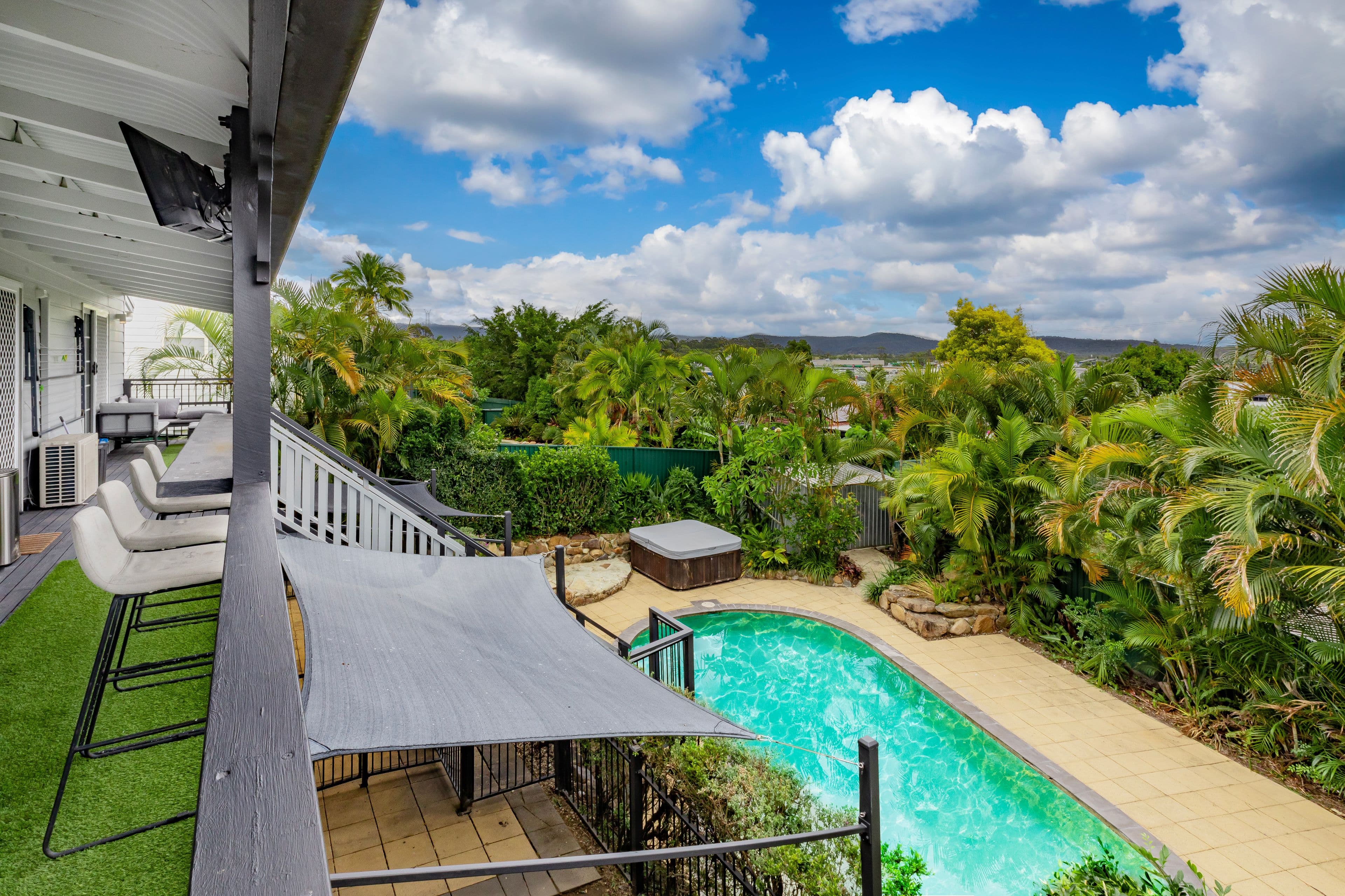 171 Pappas Way, Carrara QLD 4211, Carrara - Thumbnail 2