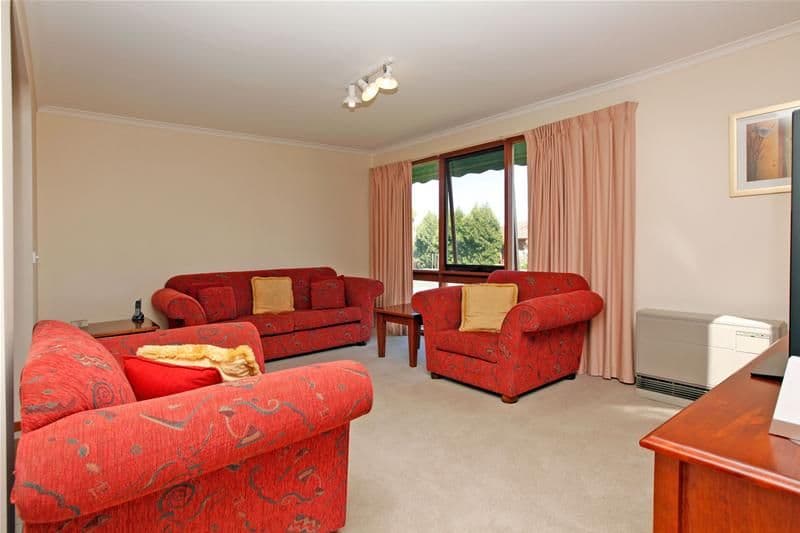 14 Brentfield Court, MILL PARK VIC 3082, Mill Park - Thumbnail 2