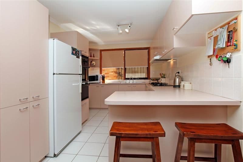 14 Brentfield Court, MILL PARK VIC 3082, Mill Park - Thumbnail 3