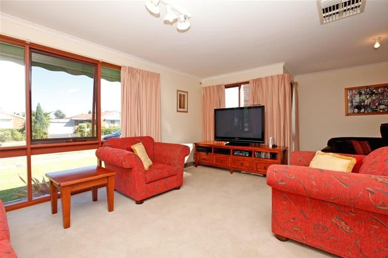 14 Brentfield Court, MILL PARK VIC 3082, Mill Park - Thumbnail 5