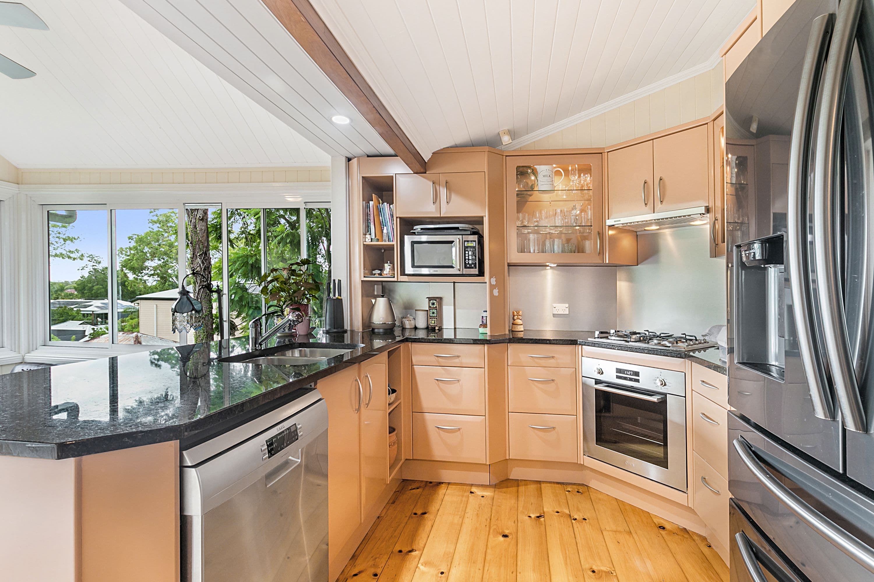 38 Siemon Street, Auchenflower QLD 4066, Auchenflower - Thumbnail 4