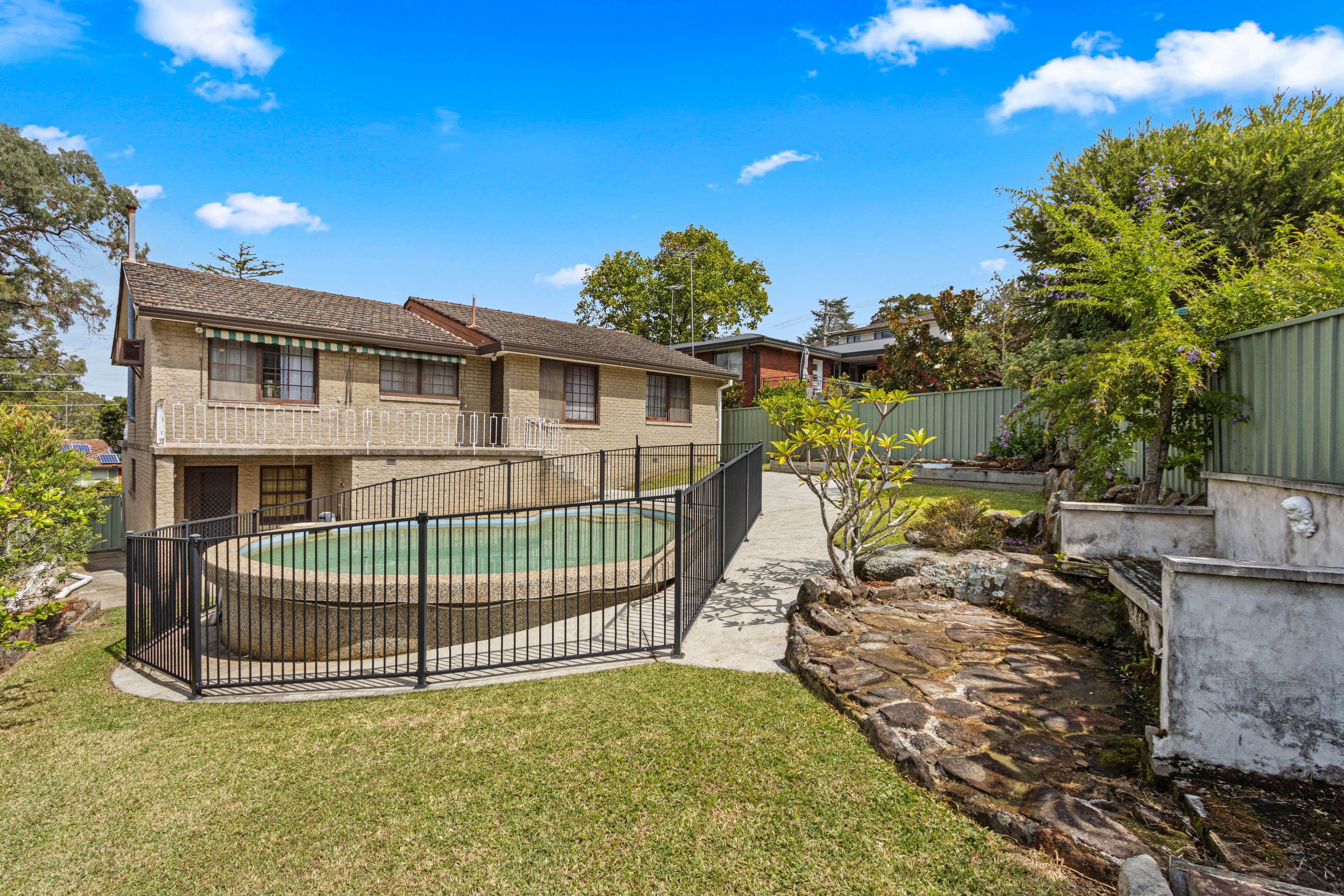 37 Solveig Crescent, Kareela NSW 2232, Kareela - Thumbnail 2