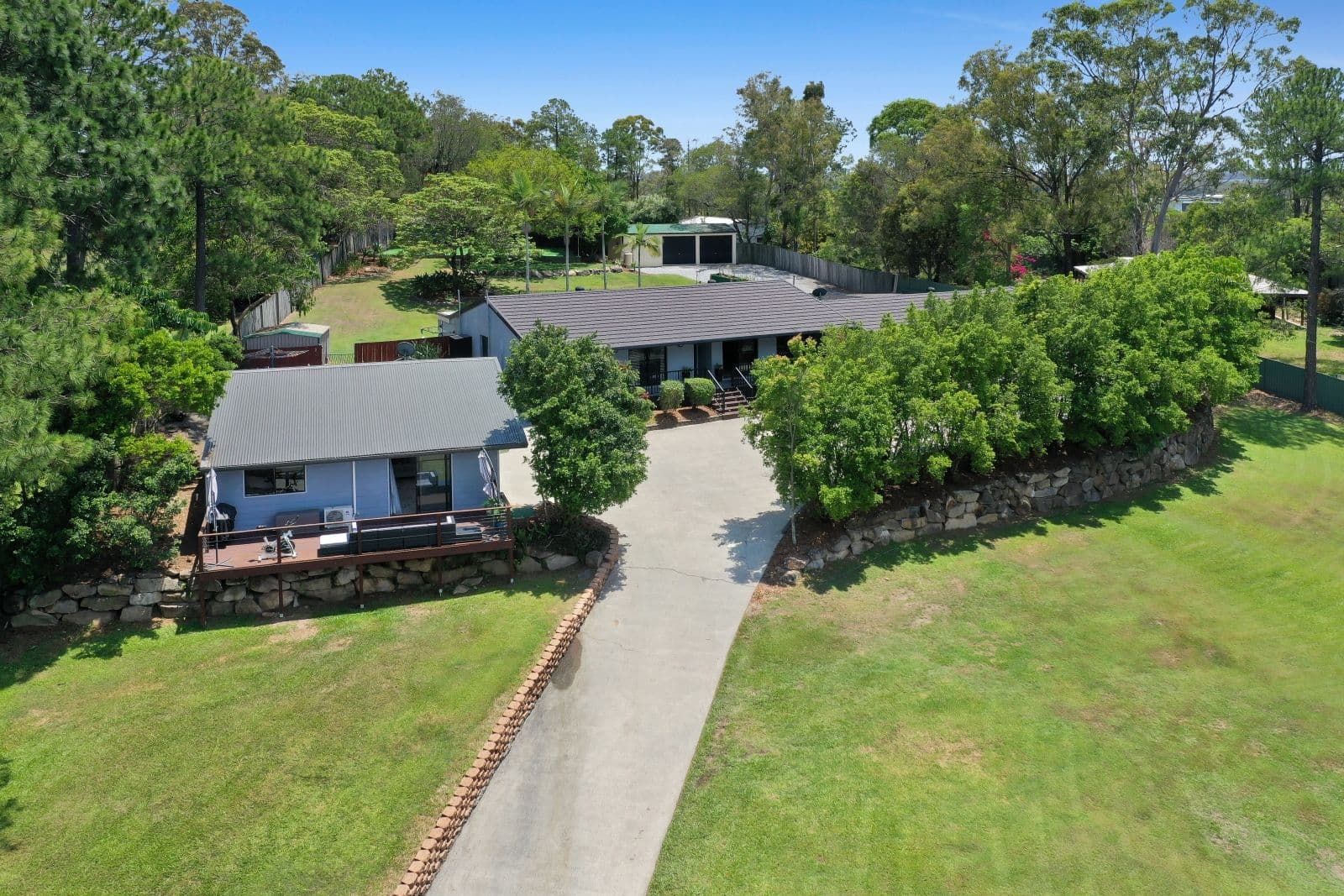 4 Entrance Road, Gaven QLD 4211, Gaven - Thumbnail 2