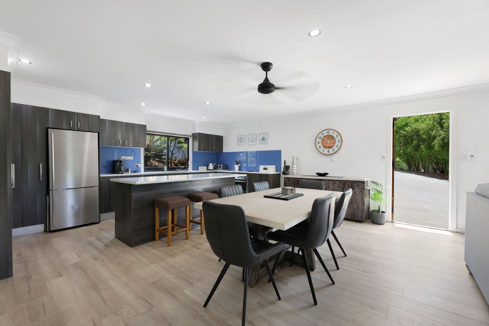 4 Entrance Road, Gaven QLD 4211, Gaven - Thumbnail 8