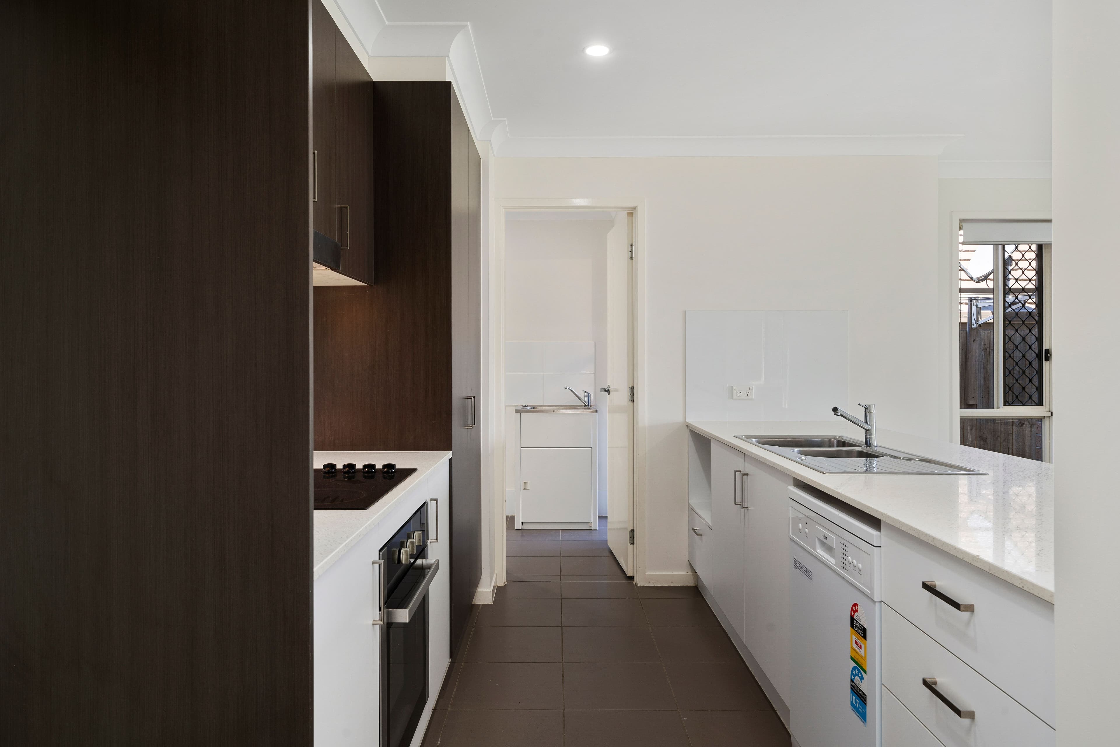 14 Leigh Crescent, Dakabin QLD 4503, Dakabin - Thumbnail 3