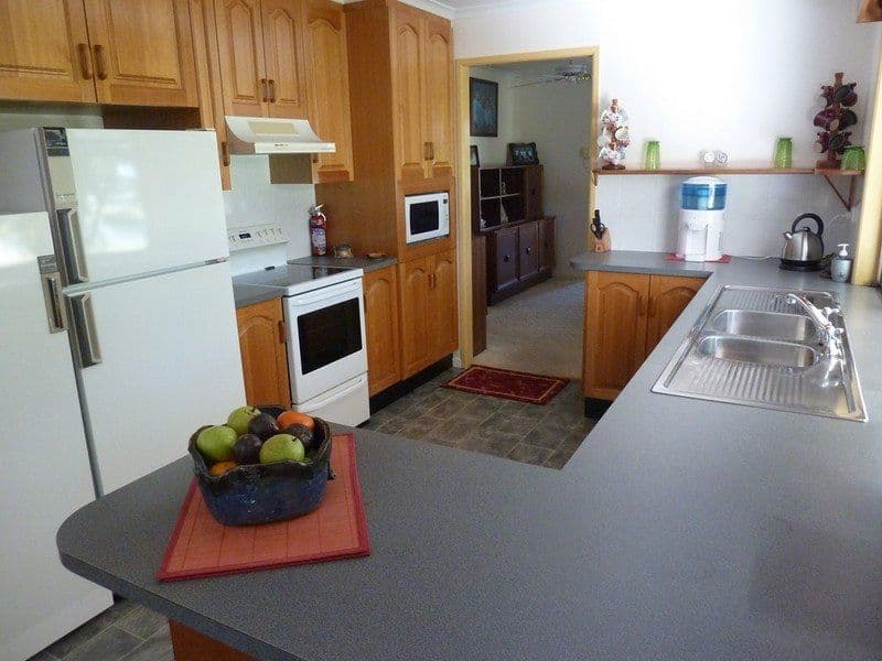 6 Beth Street, BLACKS BEACH QLD 4740, Blacks Beach - Thumbnail 4
