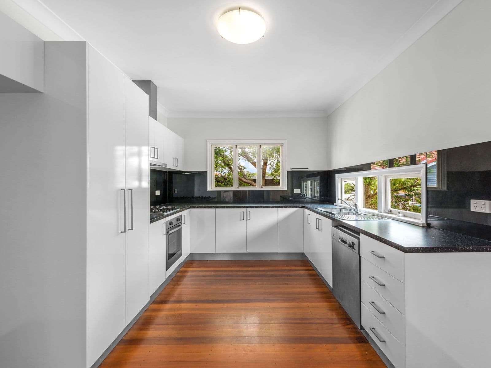 8/9-13 Walter Street, Sans Souci, Sans Souci - Thumbnail 6
