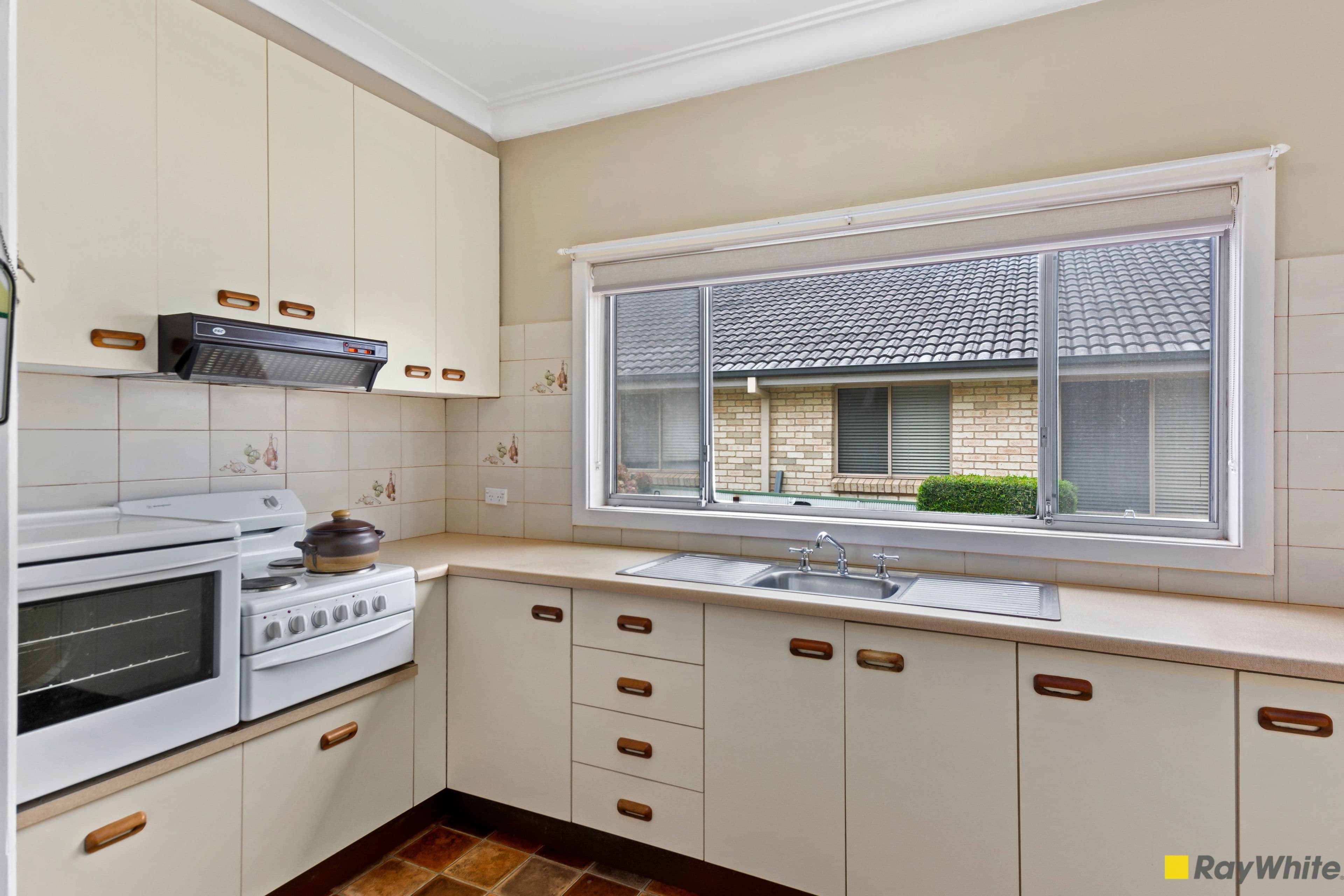 21 Neville Avenue, Russell Vale NSW 2517, Russell Vale - Thumbnail 3