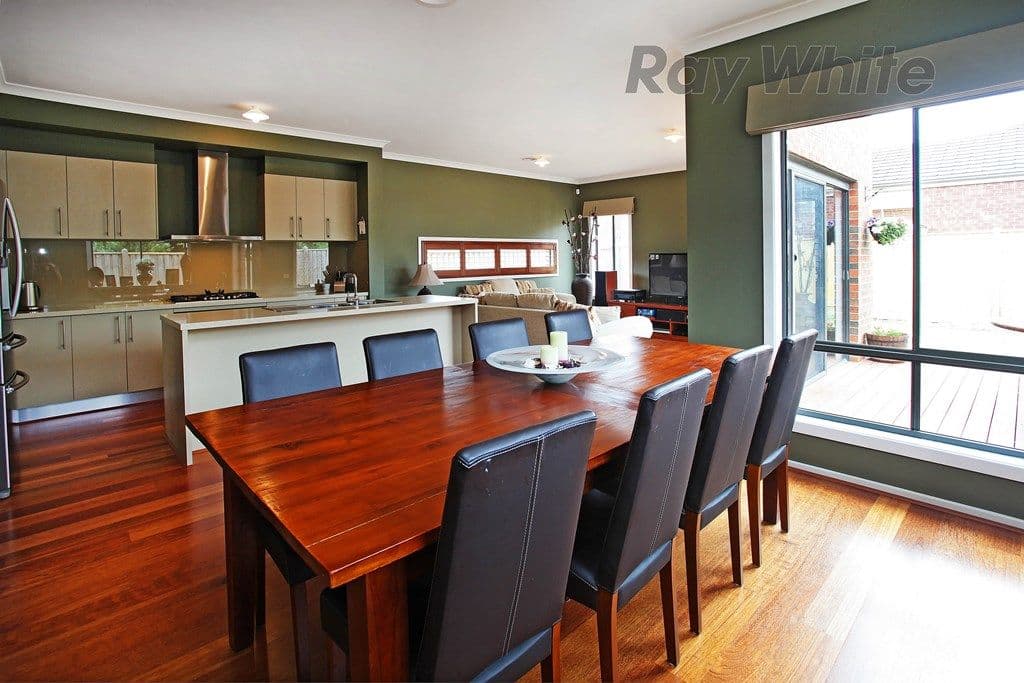 30 Aspen Crescent, POINT COOK VIC 3030, Point Cook - Thumbnail 5