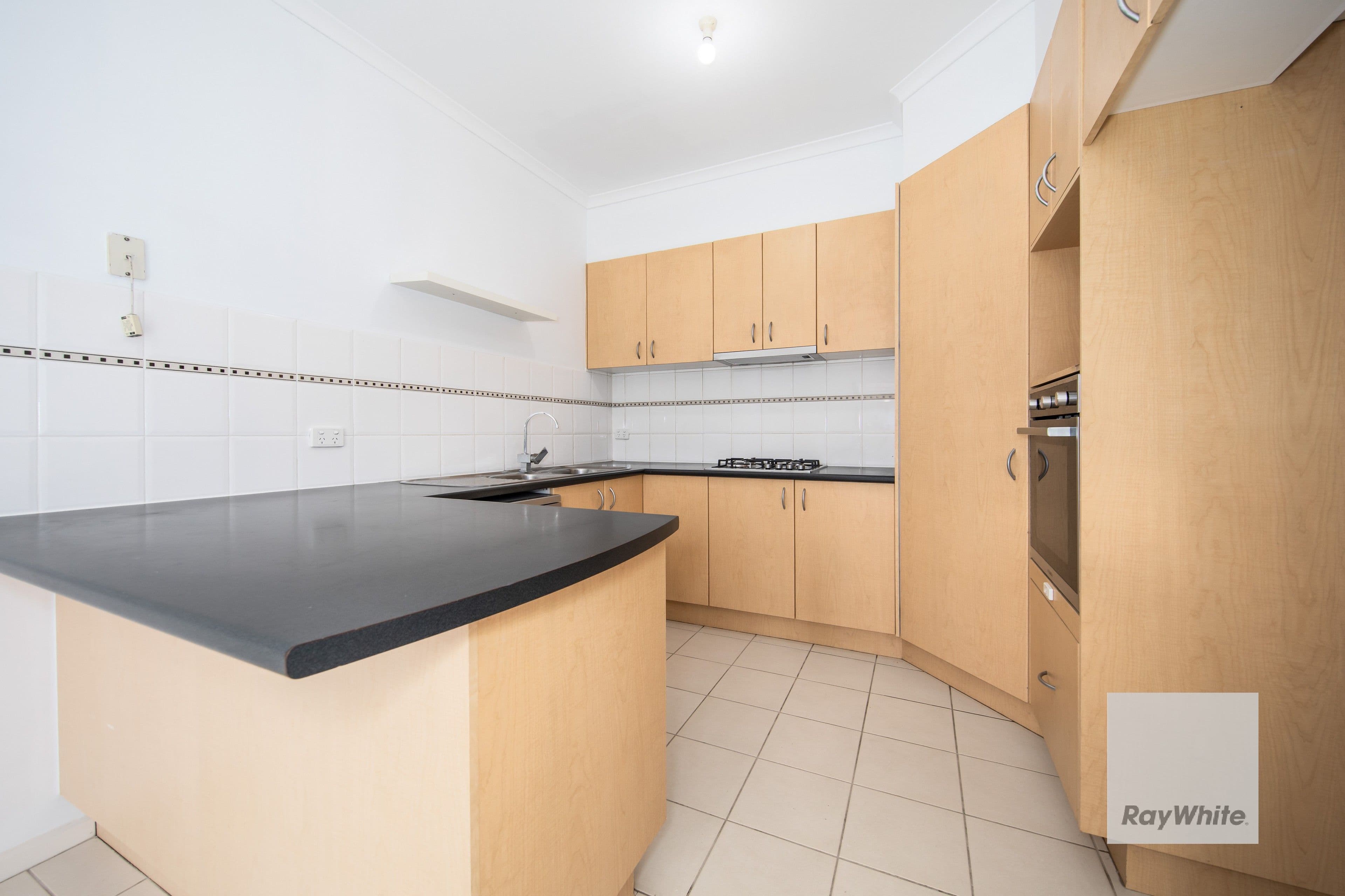30 The Glades, Taylors Hill VIC 3037, Taylors Hill - Thumbnail 5