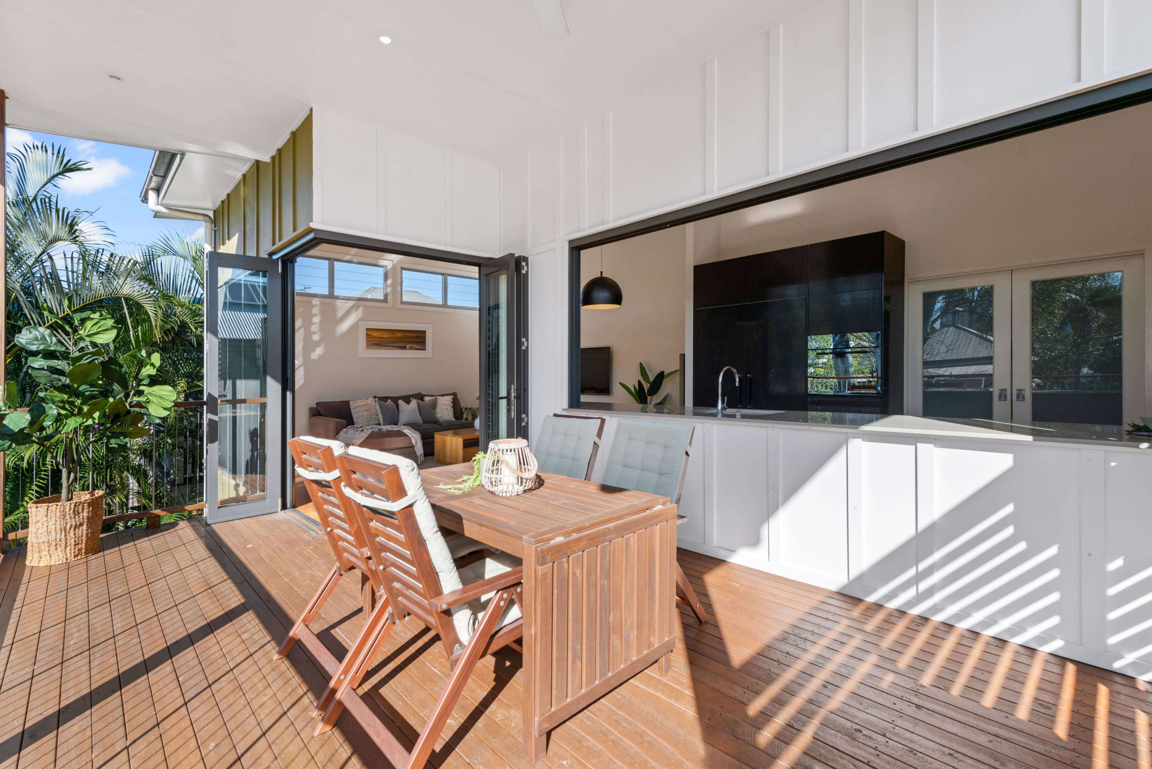 132 Bell Street, Kangaroo Point QLD 4169, Kangaroo Point - Thumbnail 3