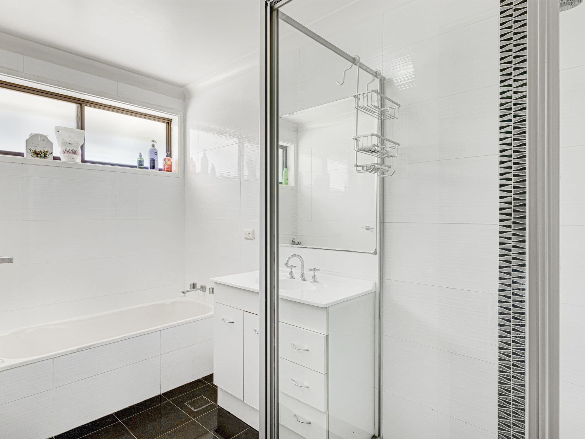 20 Darrambal Drive, Lavington NSW 2641, Springdale Heights - Thumbnail 7
