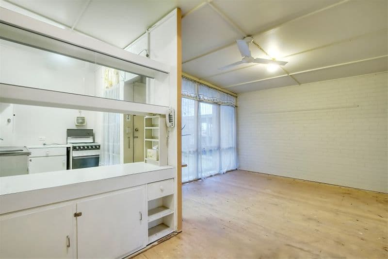 10 Ashmore Avenue, MORDIALLOC VIC 3195, Mordialloc - Thumbnail 3