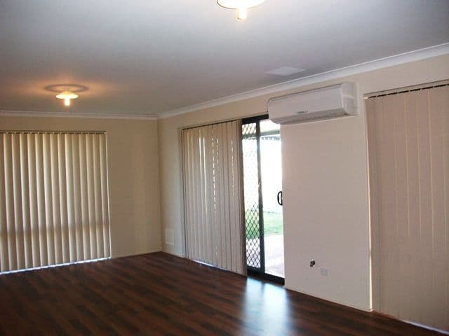 105 Dalrymple Drive, LEDA WA 6170, Leda - Thumbnail 7