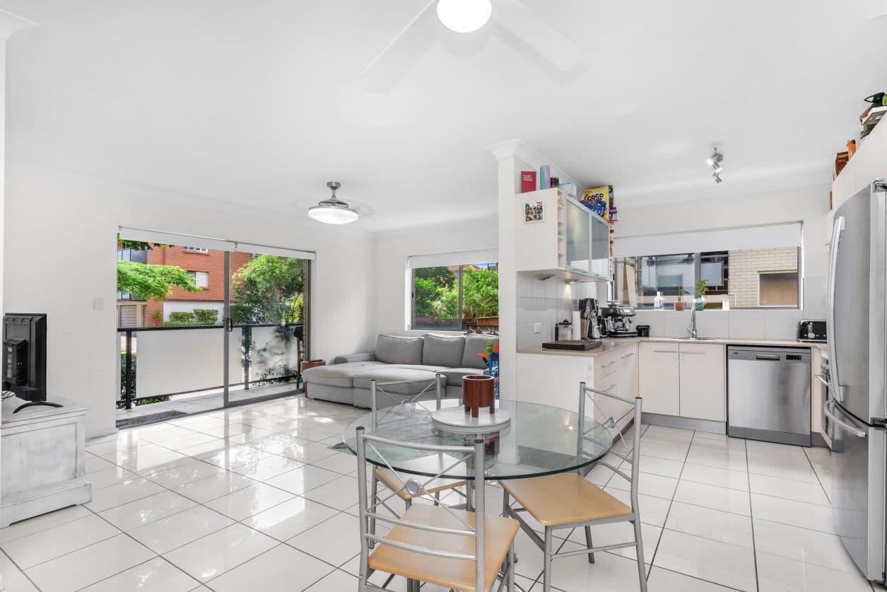 21 Wellington Street, Clayfield QLD 4011, Clayfield - Thumbnail 3