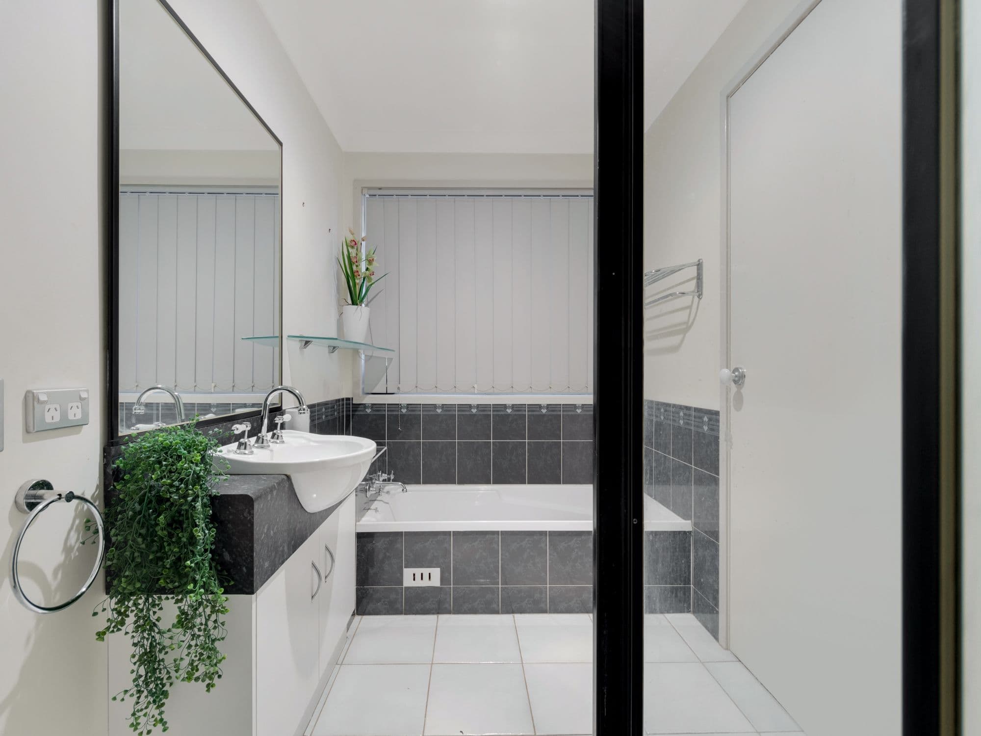 15 Rose Drive, Mount Annan NSW 2567, Mount Annan - Thumbnail 7