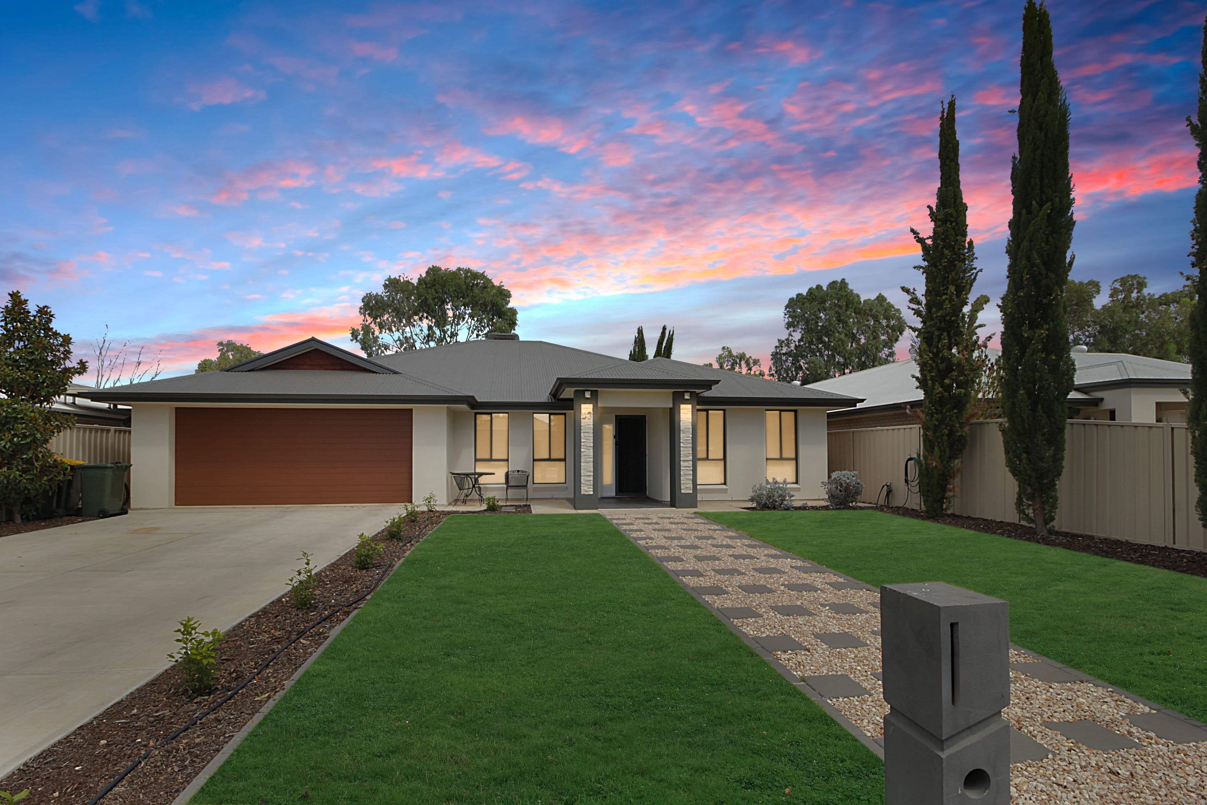 53 Flinders Street, Renmark SA 5341, Renmark - Image 1