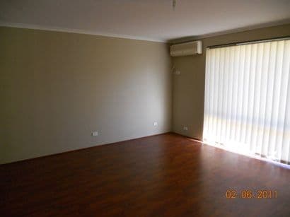 25 Samuel Loop, CANNING VALE WA 6155, Canning Vale - Thumbnail 4