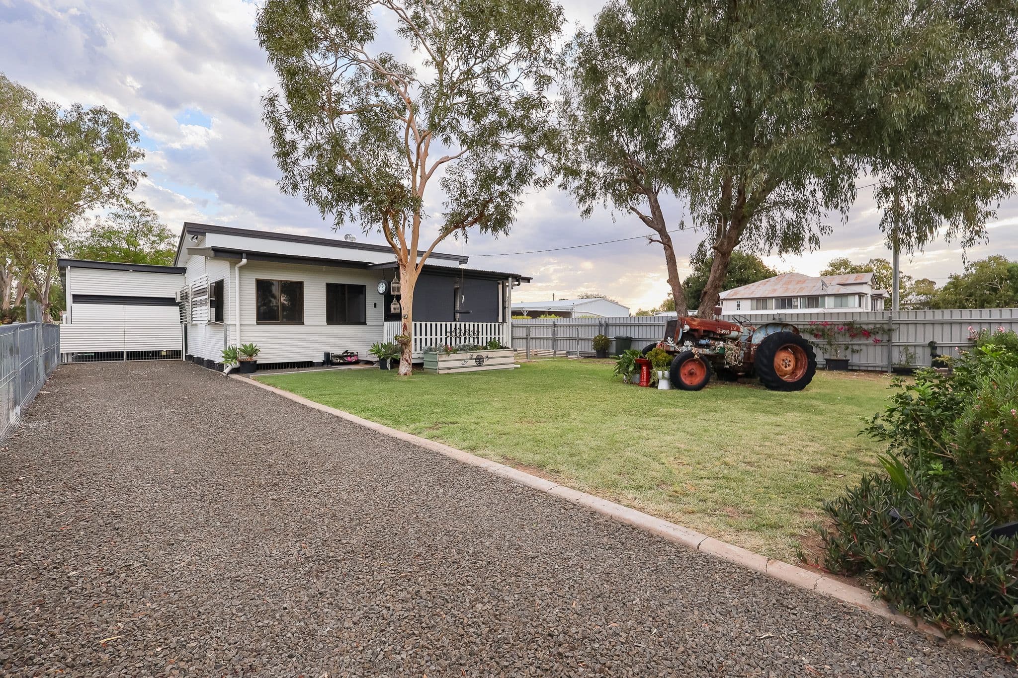 2 Lovell Street, Roma QLD 4455, Roma - Image 1