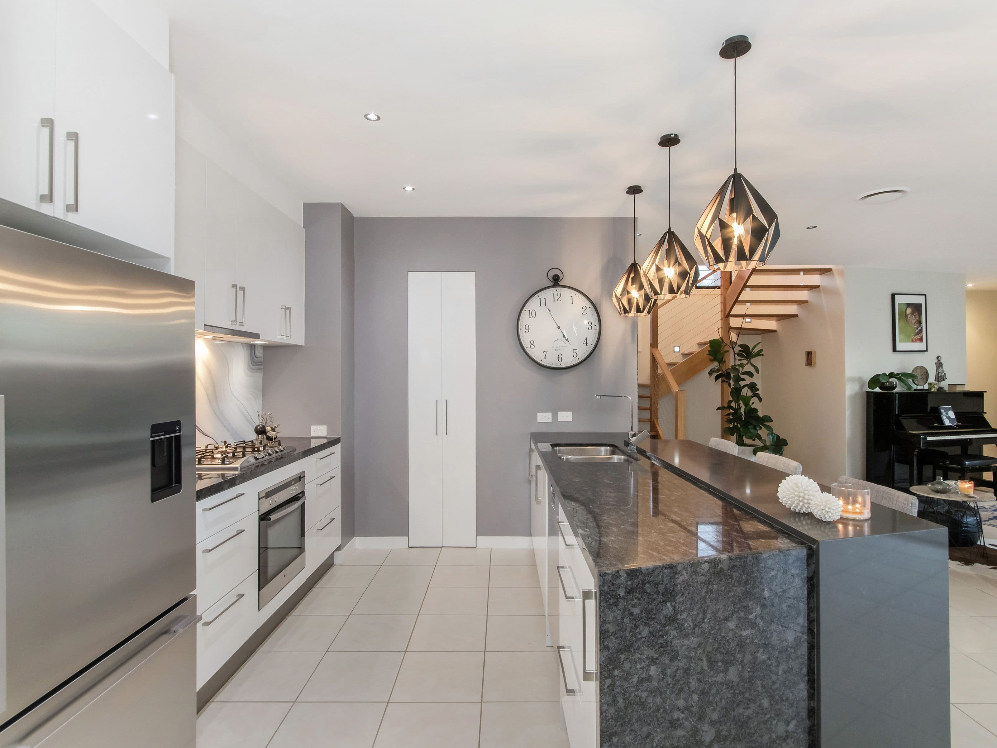 5 Sabrina Avenue, Helensvale QLD 4212, Helensvale - Thumbnail 8