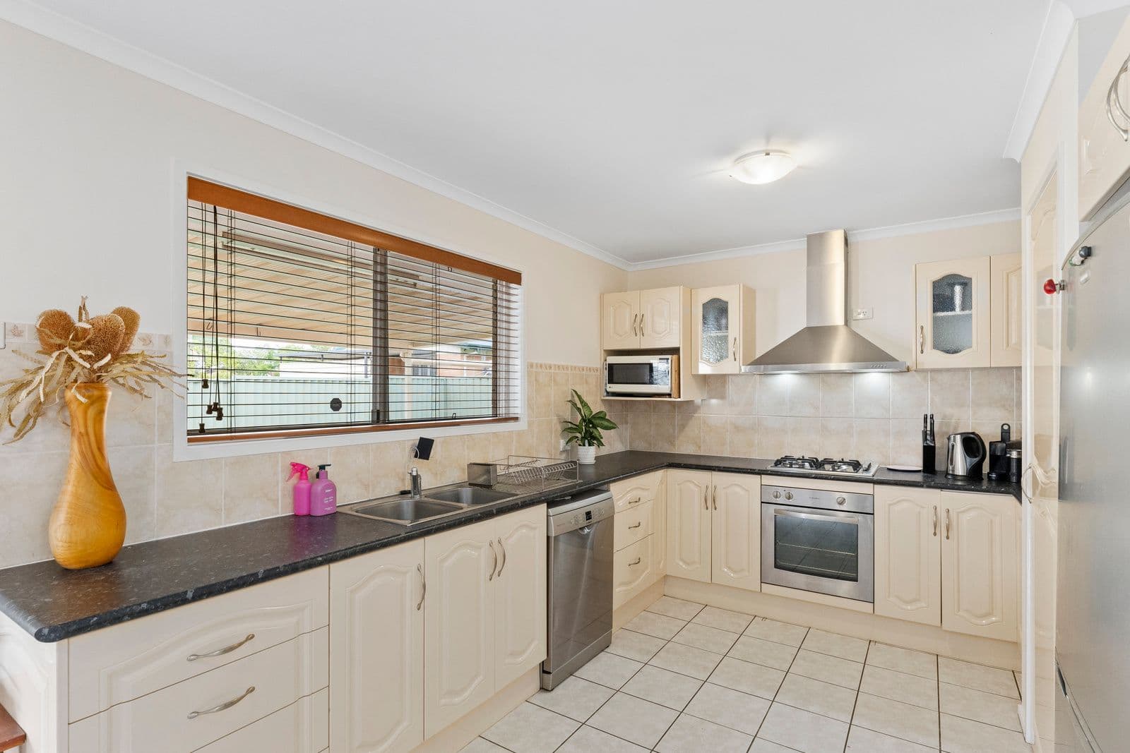 5 Delong Street, Acacia Ridge QLD 4110, Acacia Ridge - Thumbnail 2