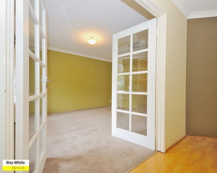 5 Fantail Crescent, ELLENBROOK WA 6069, Ellenbrook - Thumbnail 2