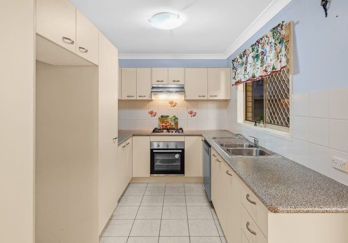 6 Evans Court, Murrumba Downs QLD 4503, Murrumba Downs - Thumbnail 4