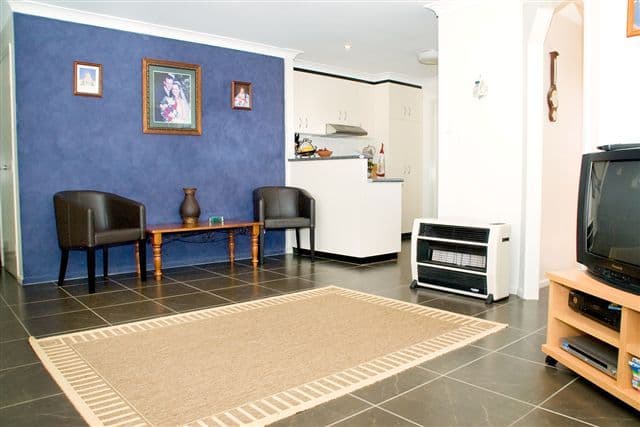 20 Nellie Street, CENTENARY HEIGHTS QLD 4350, Centenary Heights - Thumbnail 2