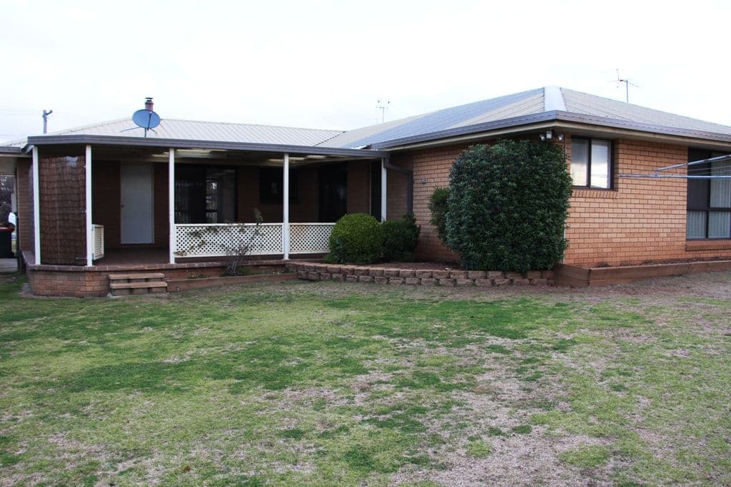 21 Youman Street, Guyra - Thumbnail 8