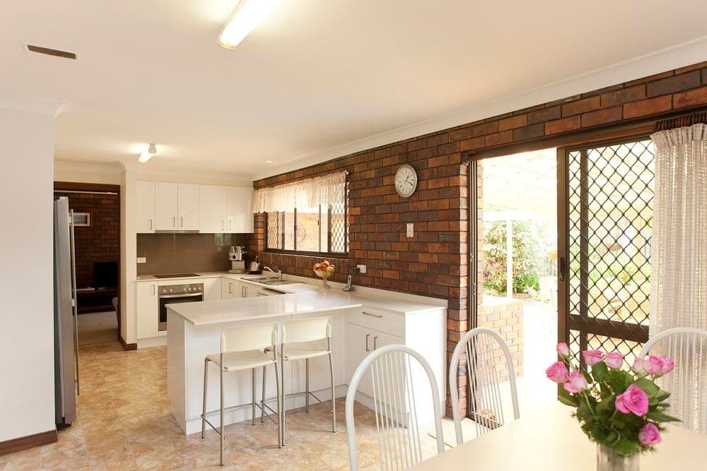 1 Sandringham Street, MANSFIELD QLD 4122, Mansfield - Thumbnail 3