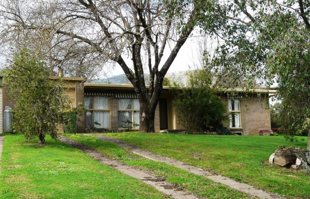 9 Crawford Court, DARTMOUTH VIC 3701, Dartmouth - Image 1
