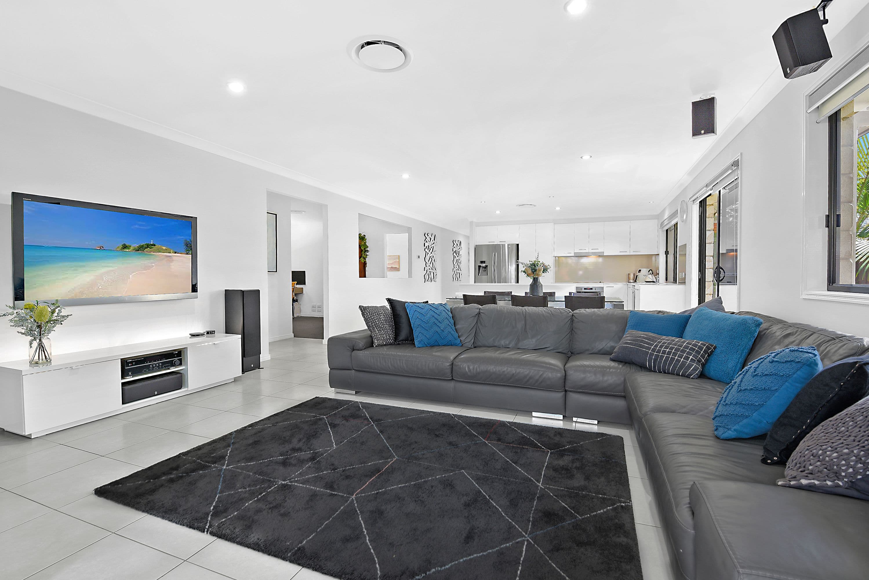 24 Ellenborough Avenue, Ormeau Hills QLD 4208, Ormeau Hills - Thumbnail 3
