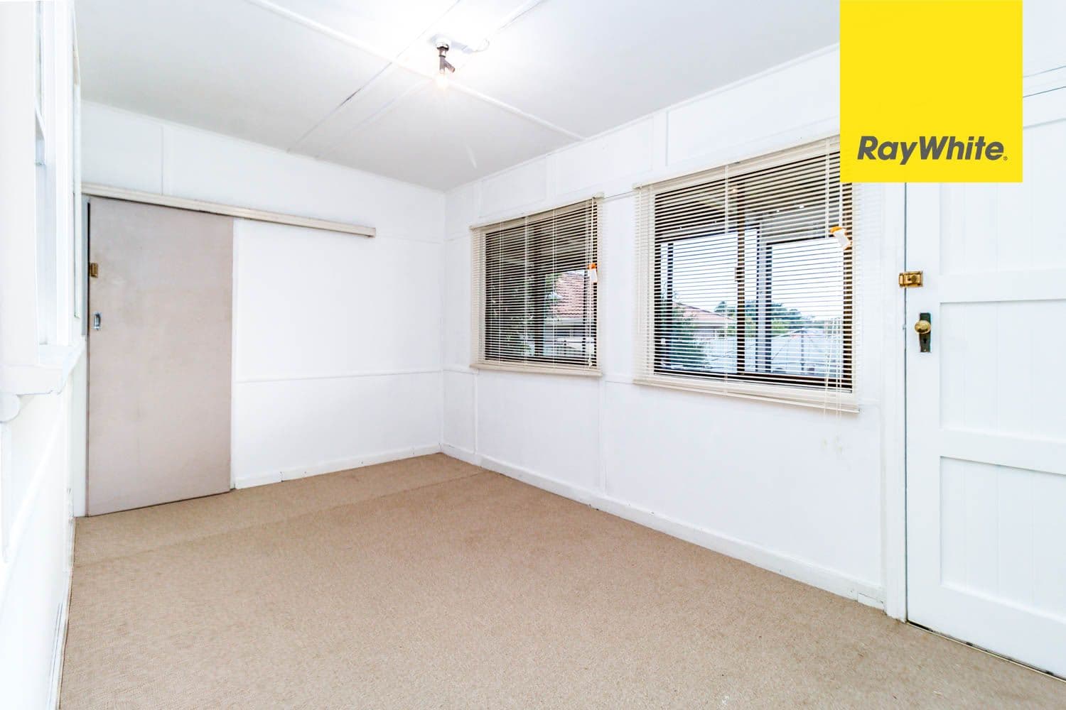 64 Kennedy Parade, Lalor Park - Thumbnail 4