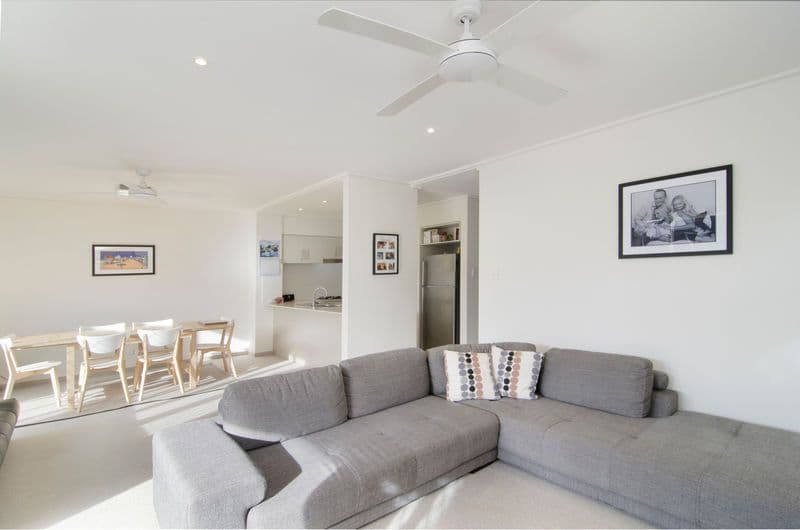 4 Border Drive North, CURRUMBIN WATERS QLD 4223, Currumbin Waters - Thumbnail 5
